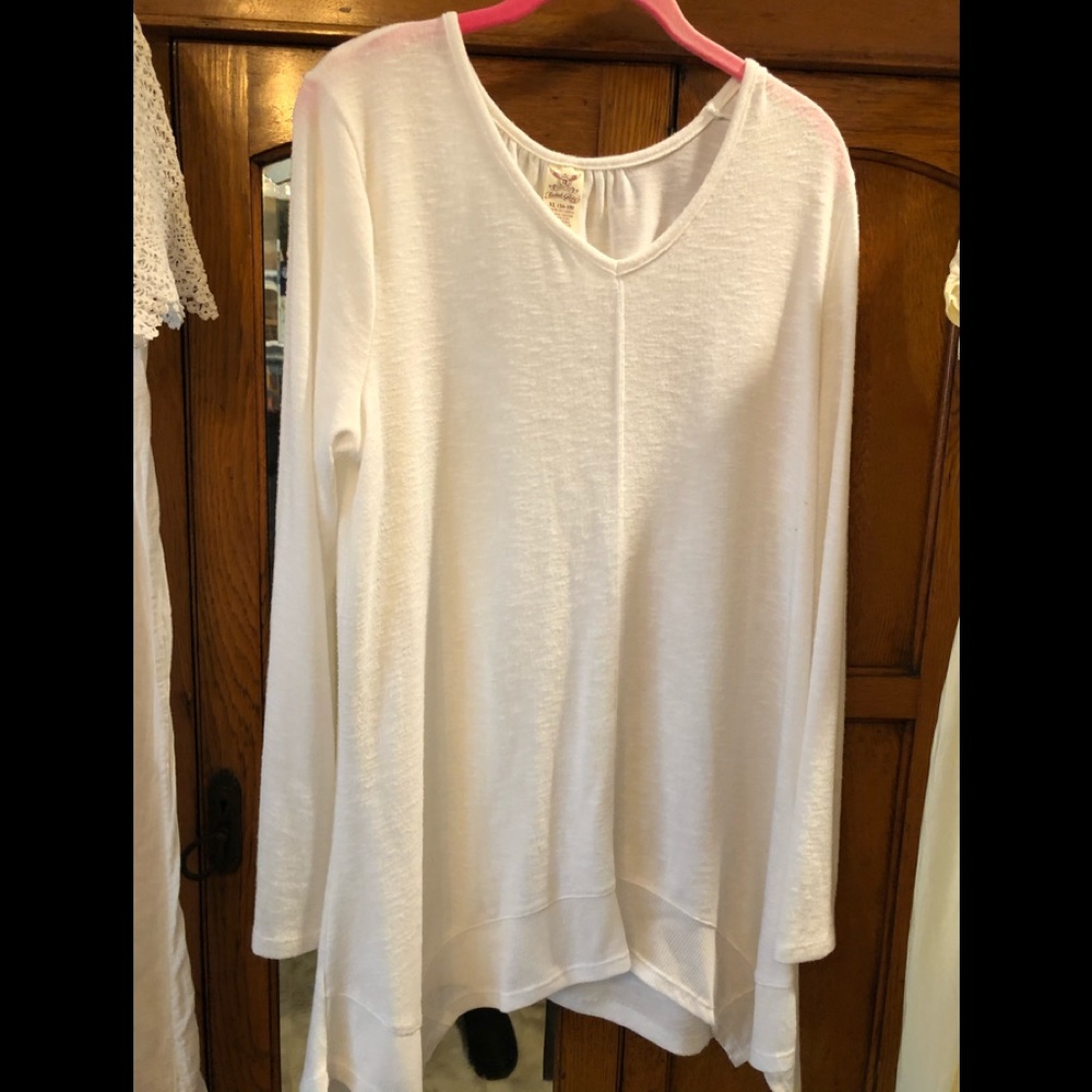Lightweight off white sweater
